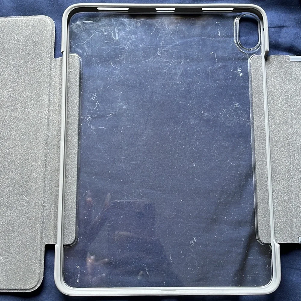 IPad air clear otter box case